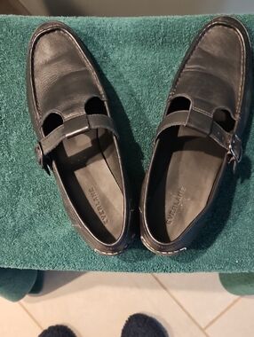 Women's Everlane Black Leather Maryjane Style Shoes Size 11